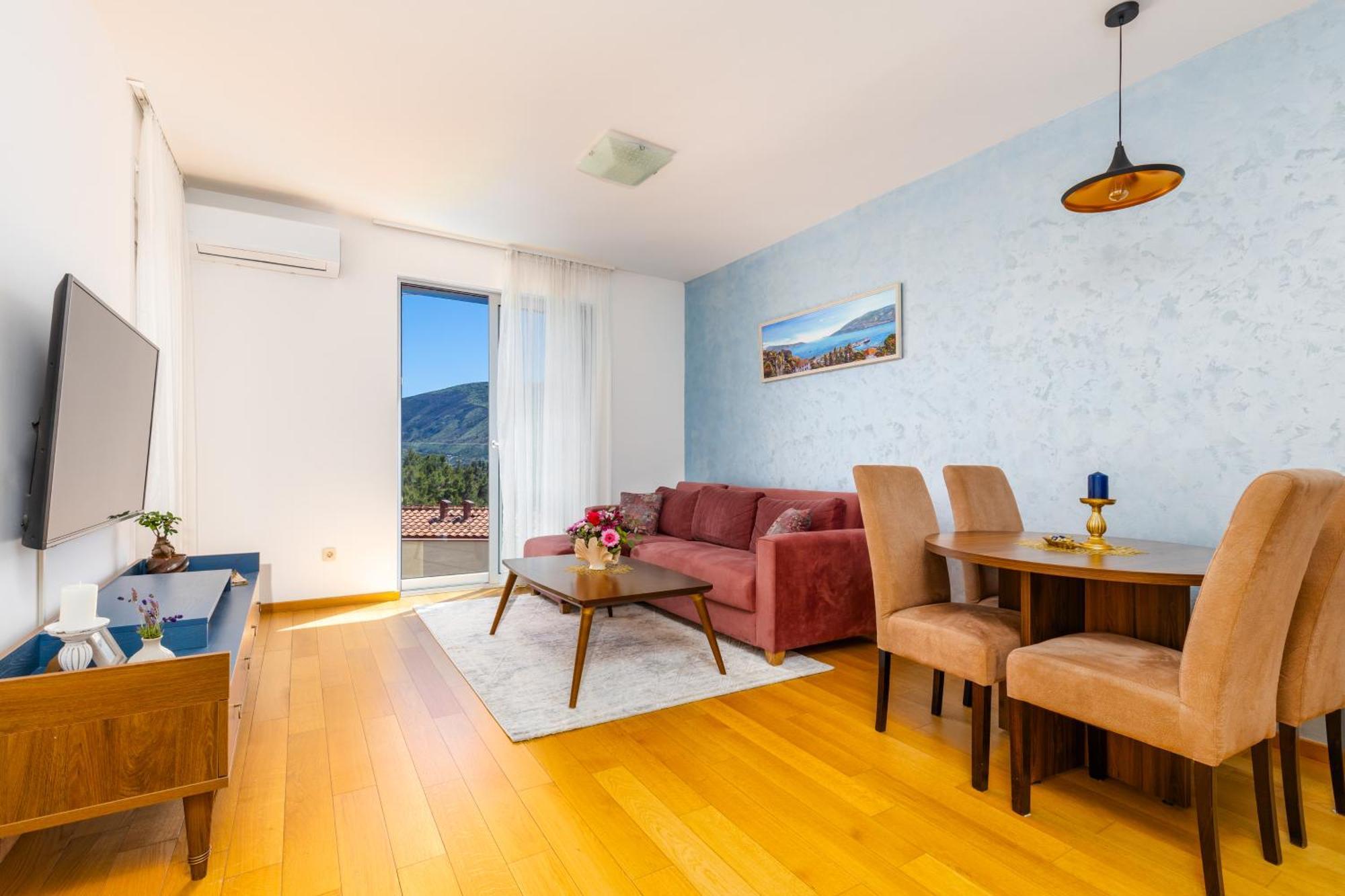 Apart Hotel M S Katunjanin Herceg Novi Ngoại thất bức ảnh