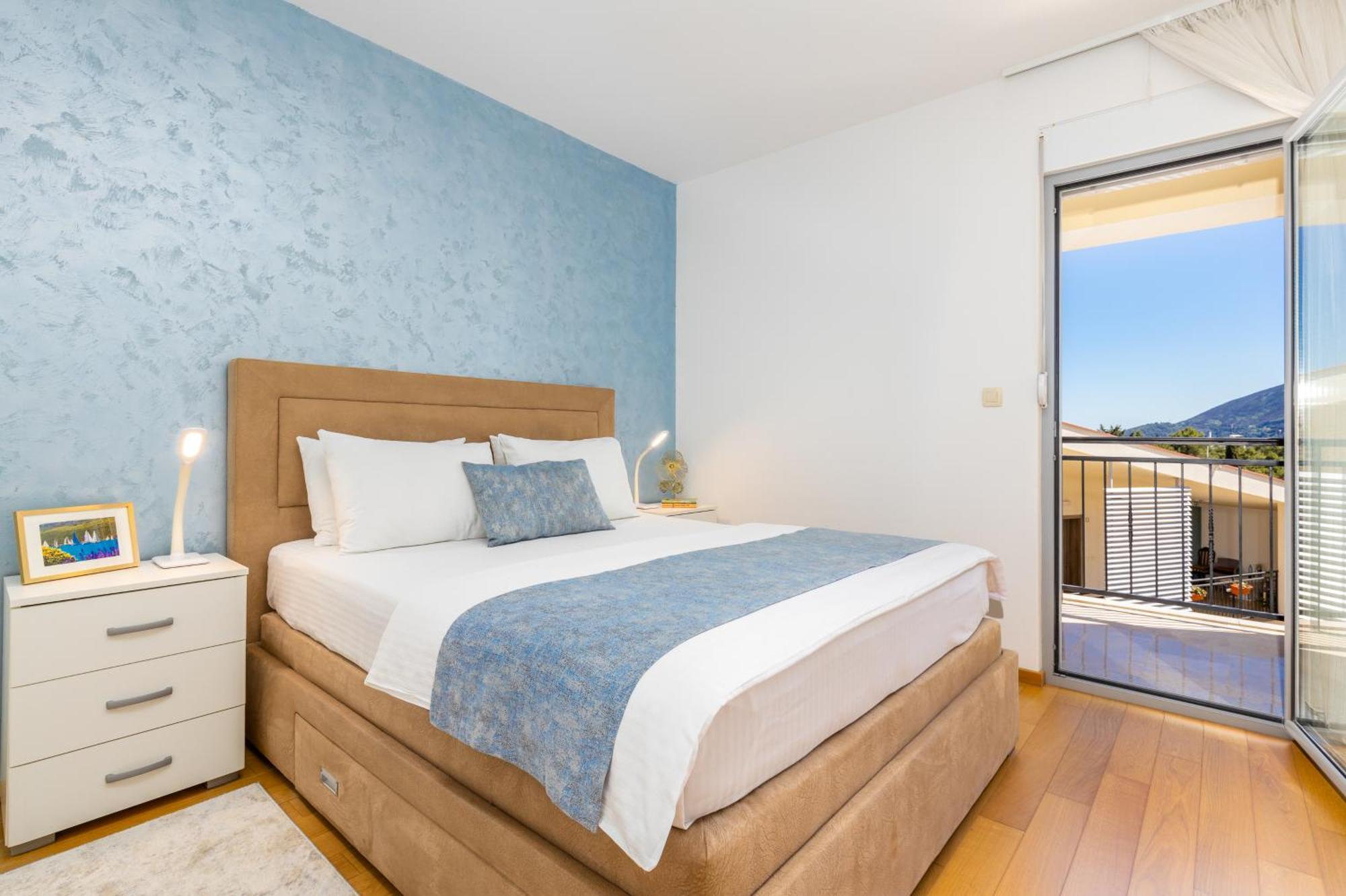 Apart Hotel M S Katunjanin Herceg Novi Ngoại thất bức ảnh