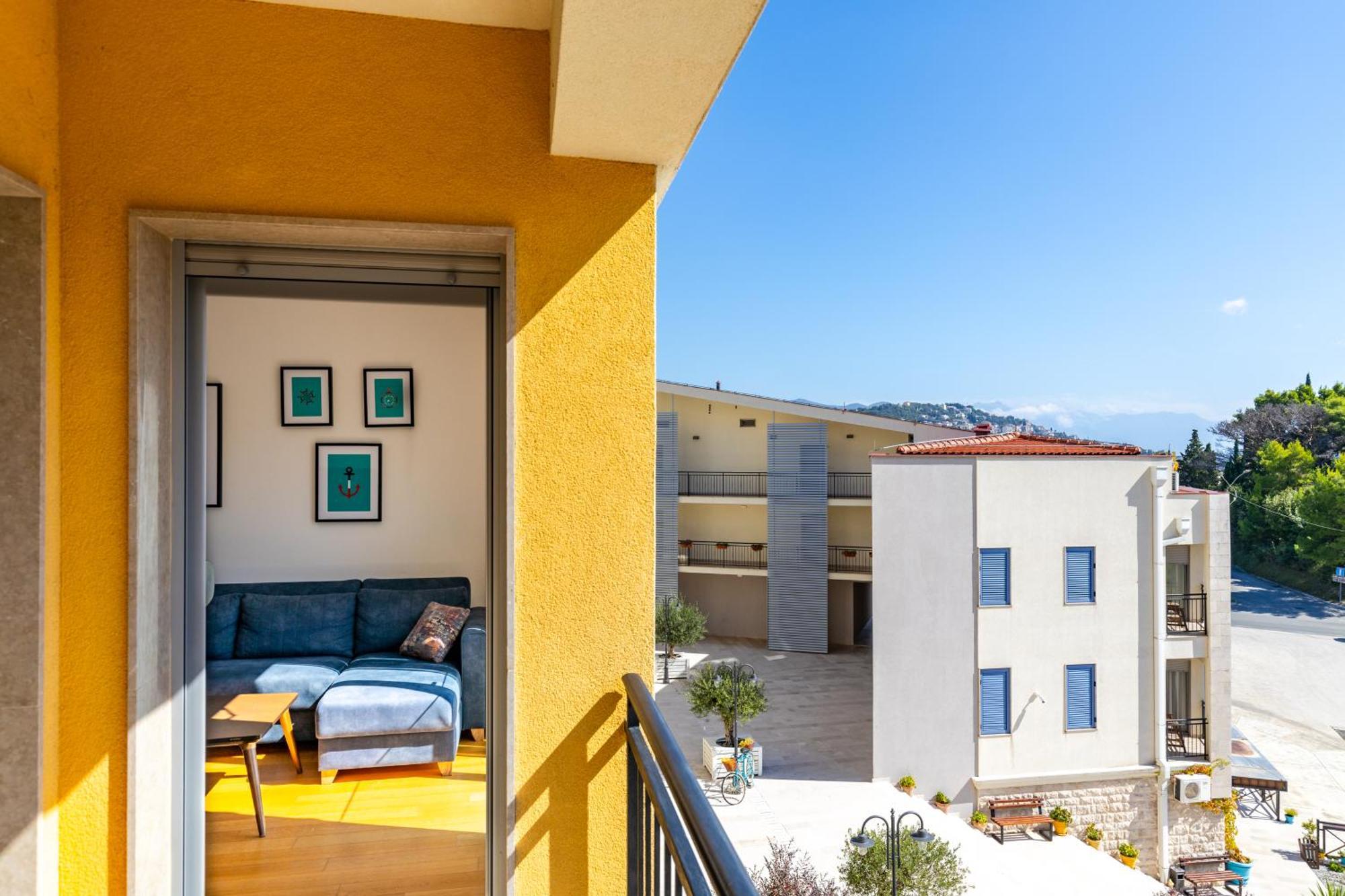 Apart Hotel M S Katunjanin Herceg Novi Ngoại thất bức ảnh