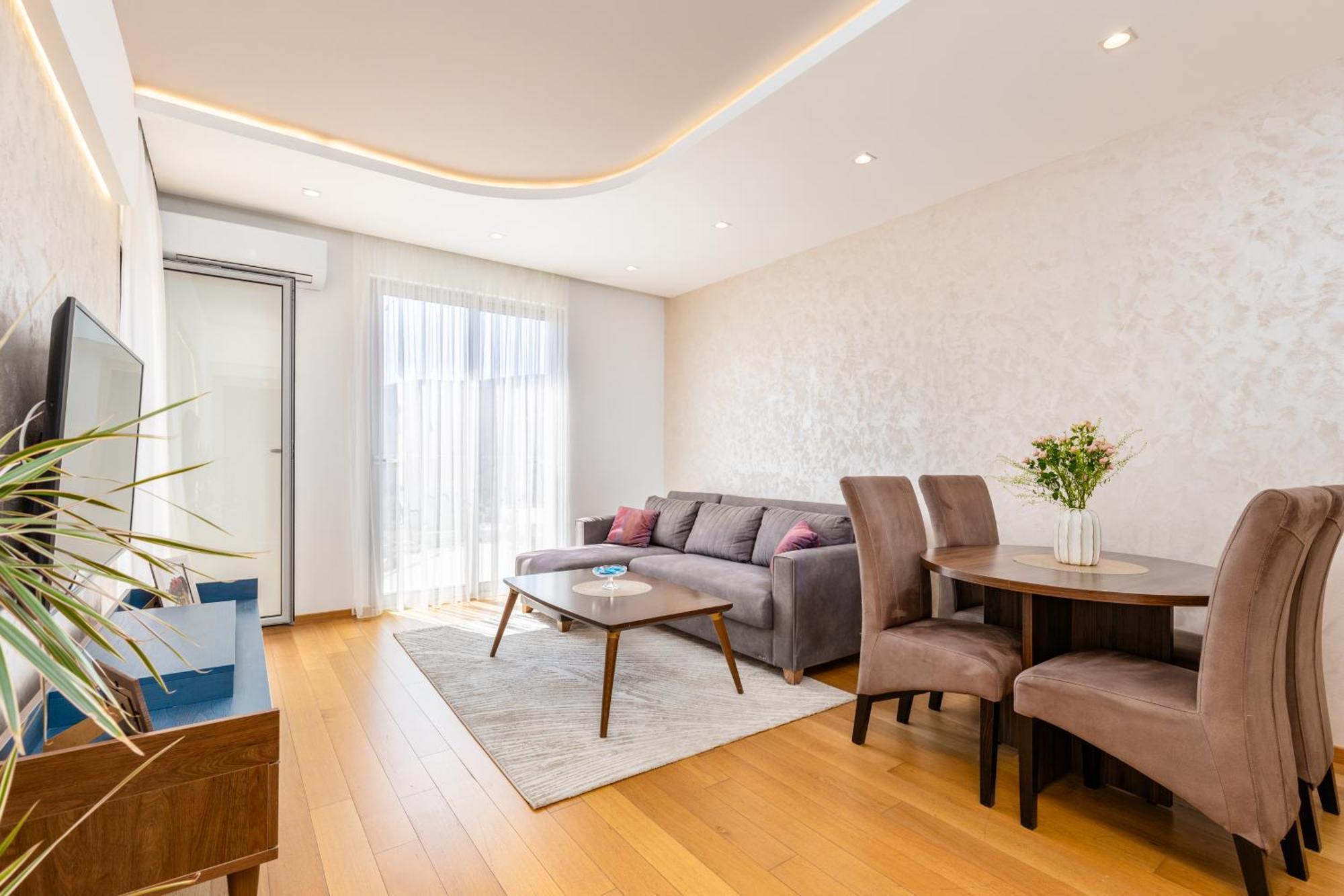 Apart Hotel M S Katunjanin Herceg Novi Ngoại thất bức ảnh