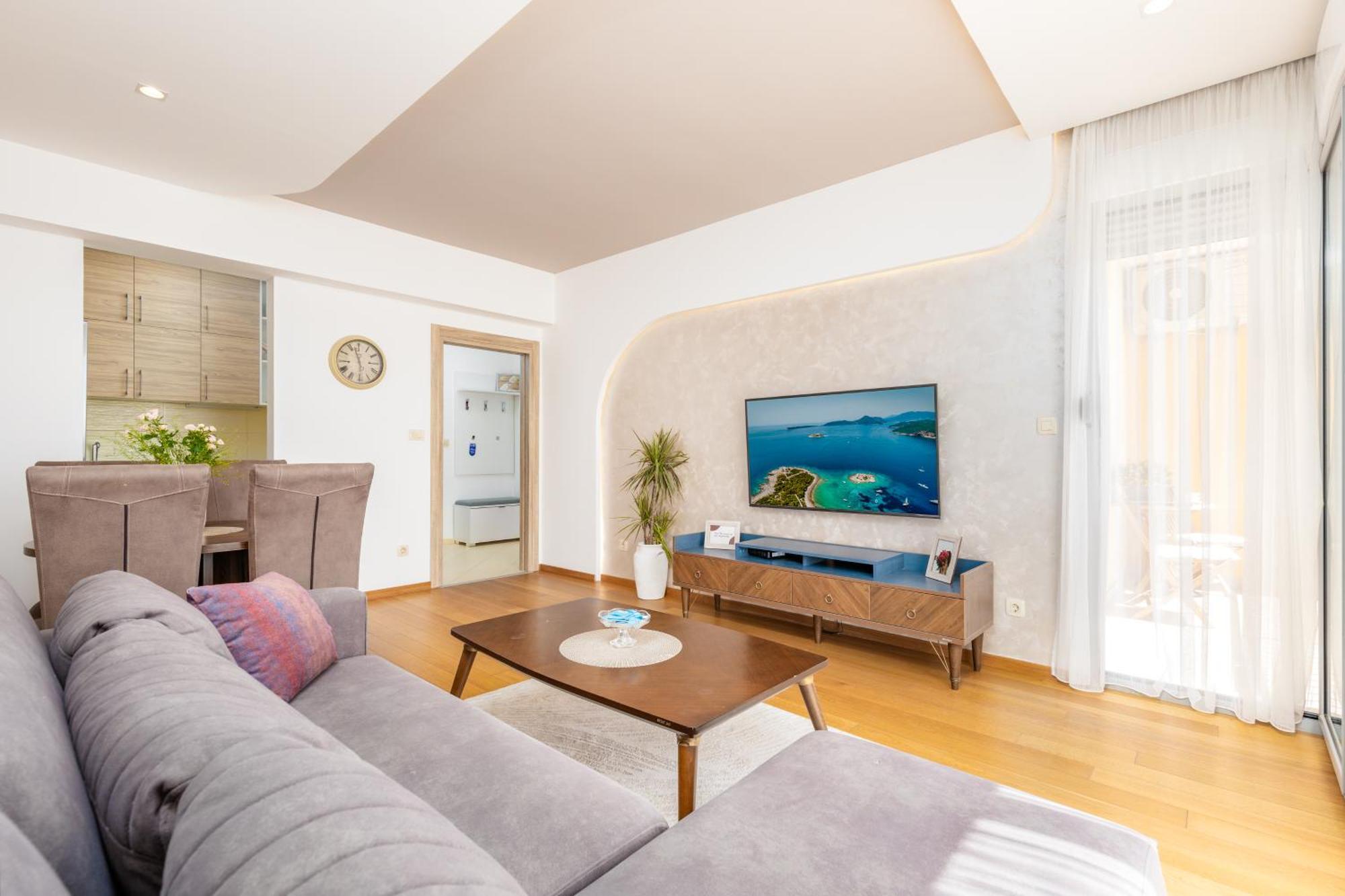 Apart Hotel M S Katunjanin Herceg Novi Ngoại thất bức ảnh